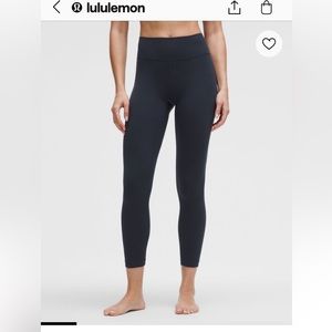 Lululemon Groove high rise ribbed panel tight 25” size 6